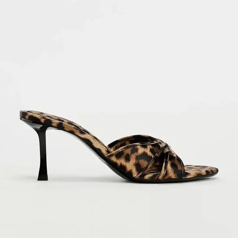 Sandales Couture Délicate